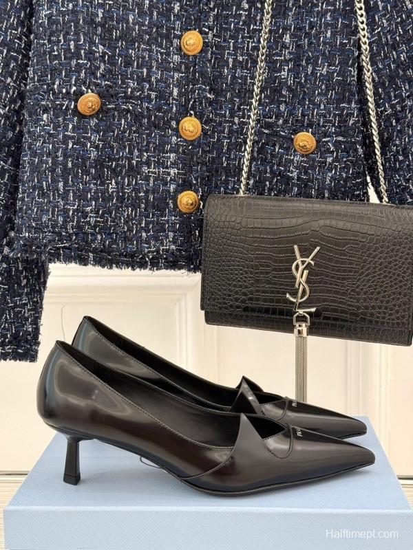 Prada 2025 SS Catwalk Pointed Toe Kitten Heel Single Shoes - KFY00310