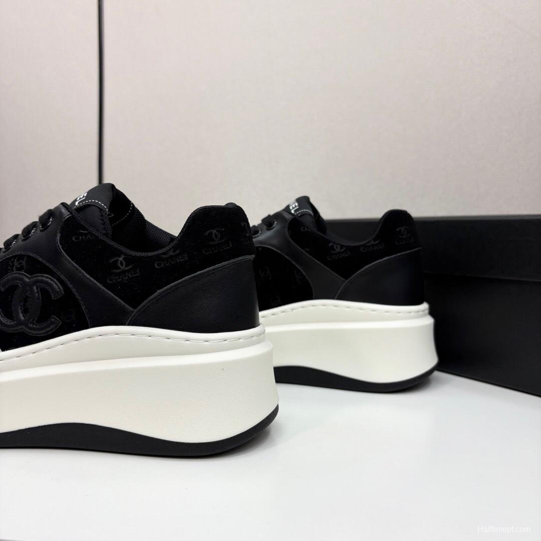 Chanel 2025 SS Panda Casual Sneakers - LY00340