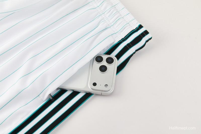 26/27  Liverpool White Short Sleeve+Soccer Shorts