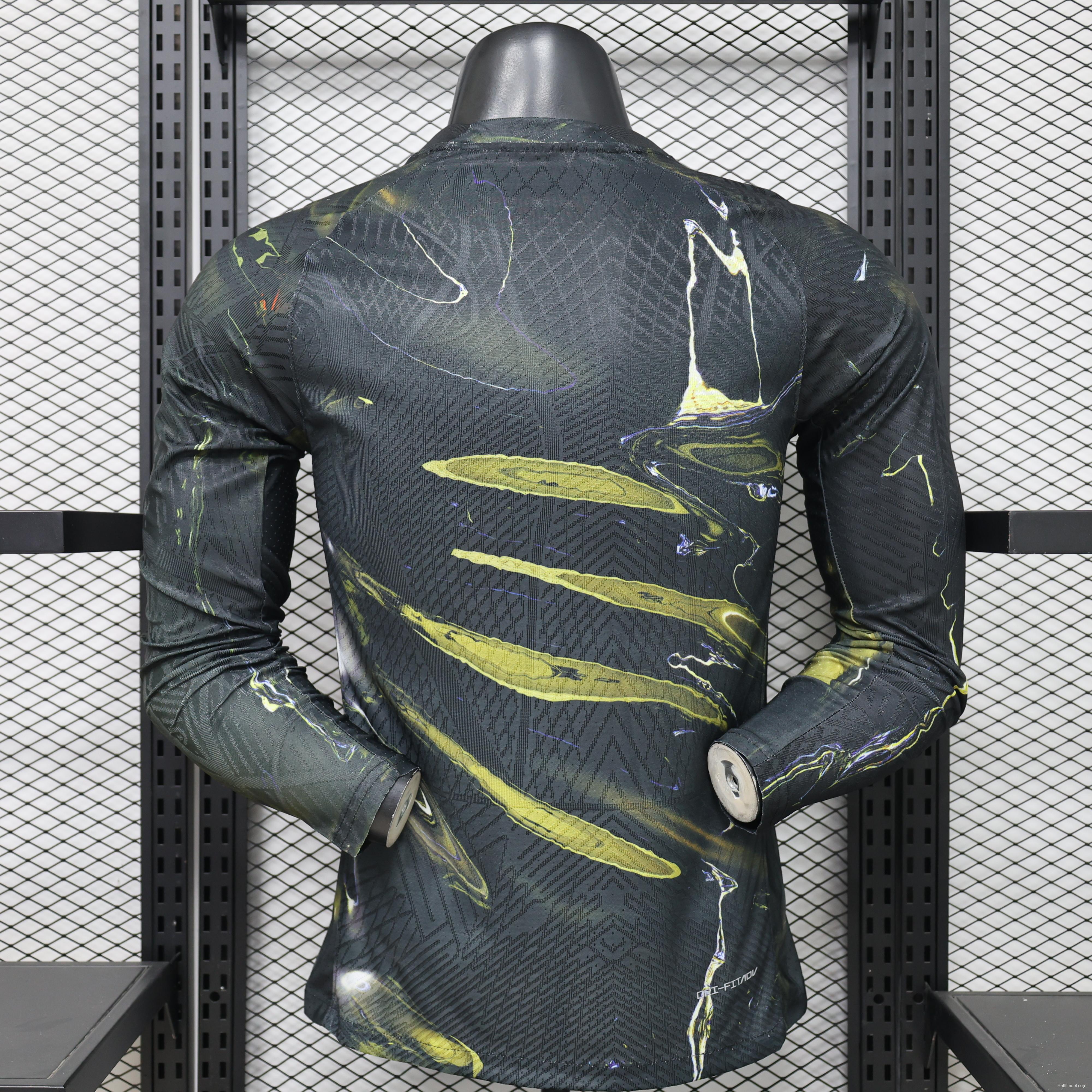 Player Version 26/27 Paris Saint-Germain Fourth Black & Gold/Green Lava Print Long Sleeve Special Edition Jersey