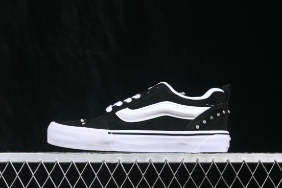 Vans Knu Skool Low-Top Casual Skateboarding Shoes - VN0009QC65BT1