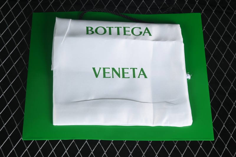 Bottega Veneta Orbit Flash Suede Round-Toe Mary Jane Low-Top Lifestyle Sneakers - AJE5