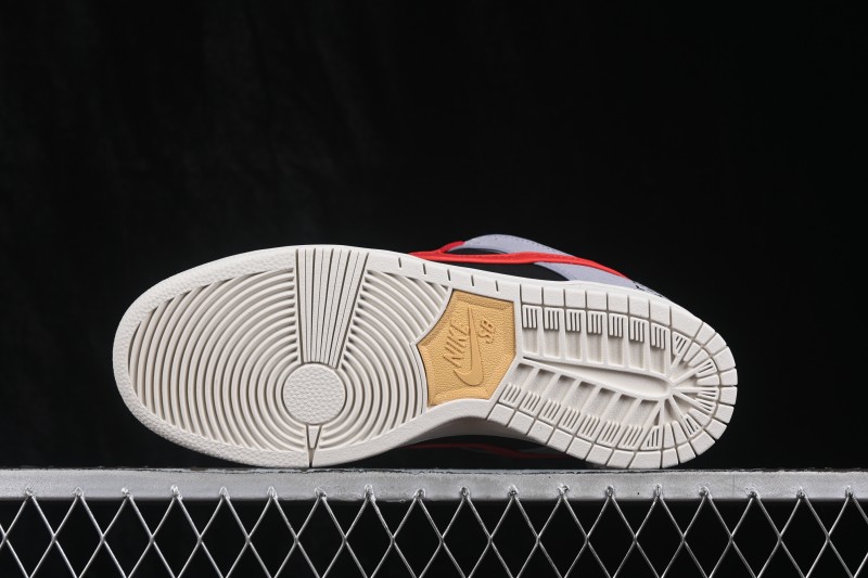 Nike SB Dunk Low Skateboarding Shoes with Premium Leather Upper - FN5880-001