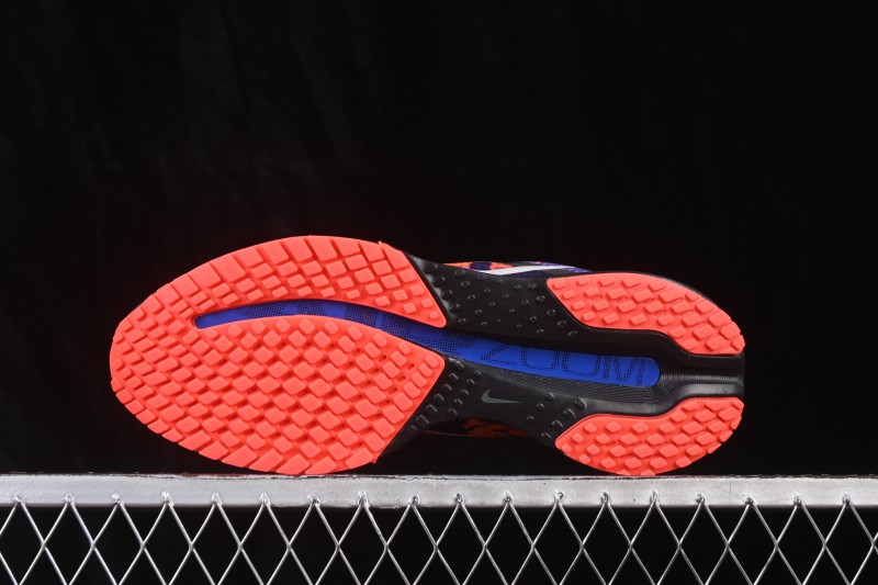 Nike Air Zoom Pegasus Premium Running Shoes with Full-Length Air Zoom and Carbon Plate Curve - IM6779-635