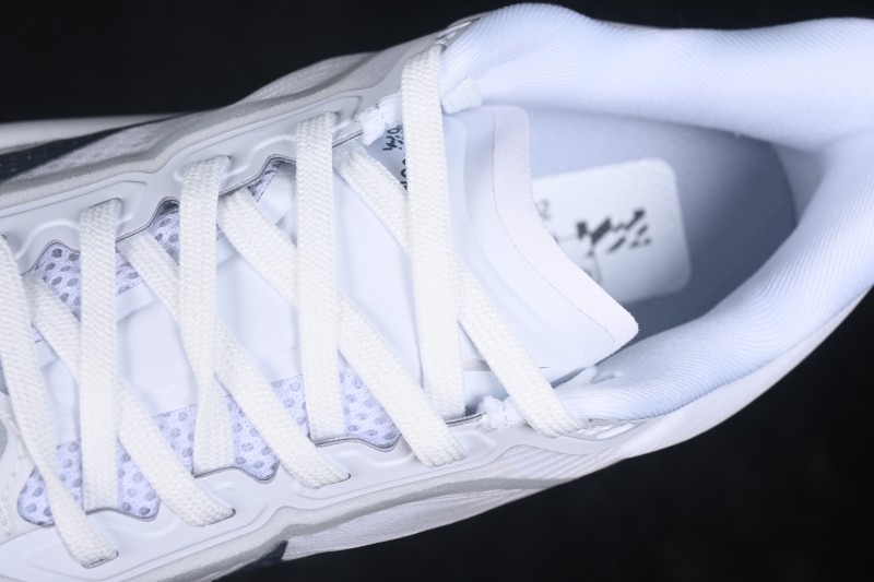 Nike Zoom Fly 6 Running Shoes with Lightweight React Foam and Carbon Fiber Plate - FN8454-104