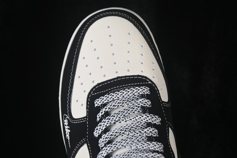 Nike Air Force 1 '07 Low Casual Sneakers with Contrast Color Blocking and Full-Length Air Cushion - DW8806-005
