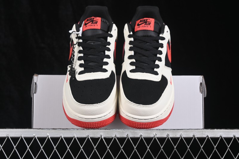 Nike Air Force 1 '07 Low Casual Skateboarding Shoes with Full-Length Air Cushion - DF0188-150