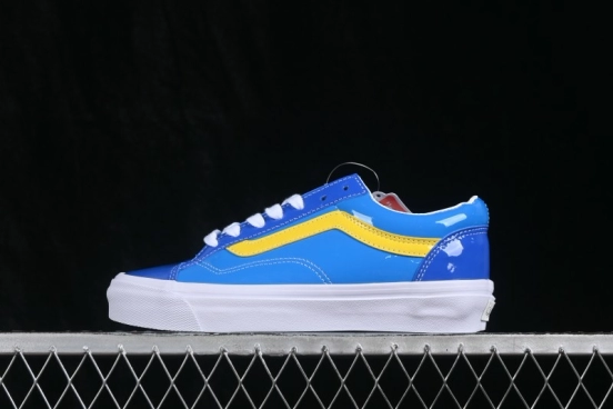 Vans Old Skool Low-Top Skateboarding Shoes with Patent Leather Finish - VN000E8VCCZ
