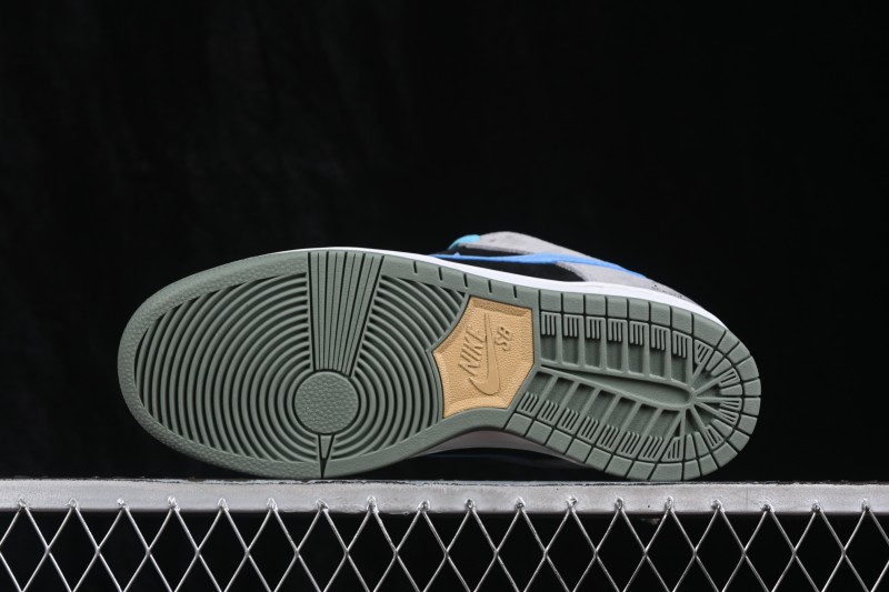 Nike SB Dunk Low Skateboarding Shoes with Premium Leather Upper - HF3063-002