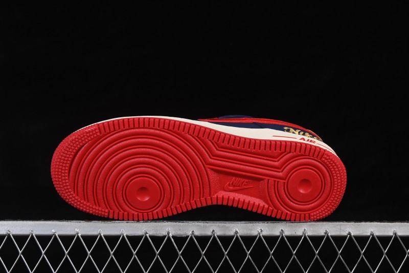 Nike Air Force 1 '07 Low Basketball Sneakers with Classic Design and Metallic Accents - NH0601-529