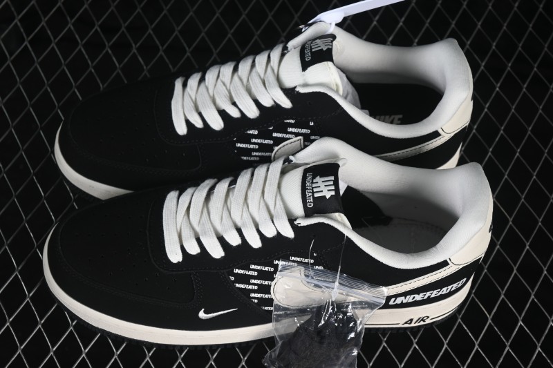 Nike Air Force 1 '07 Low Casual Basketball Shoes with Full-Length Air Cushion - DW8806-004