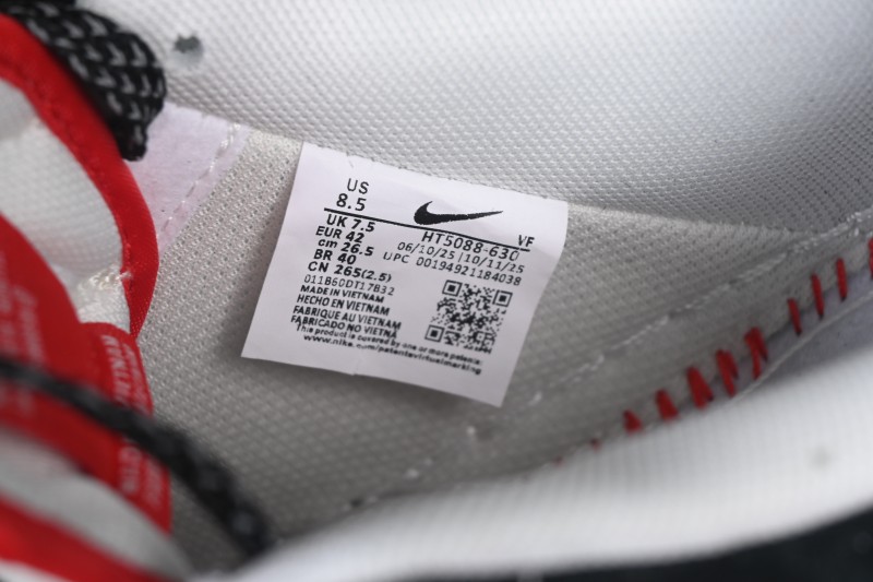 Nike Air Force 1 '07 Low Basketball Sneakers with Black and White Color Blocking - HT5088-630