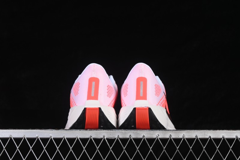 Nike Air Zoom Pegasus 35 Running Shoes with Breathable Mesh and Zoom Air Cushioning - FQ7262-103