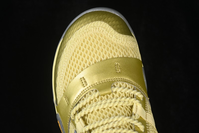 New Balance MT10 Series Minimalist Barefoot Lifestyle Running Shoes with Vibram Outsole - MT10OMB
