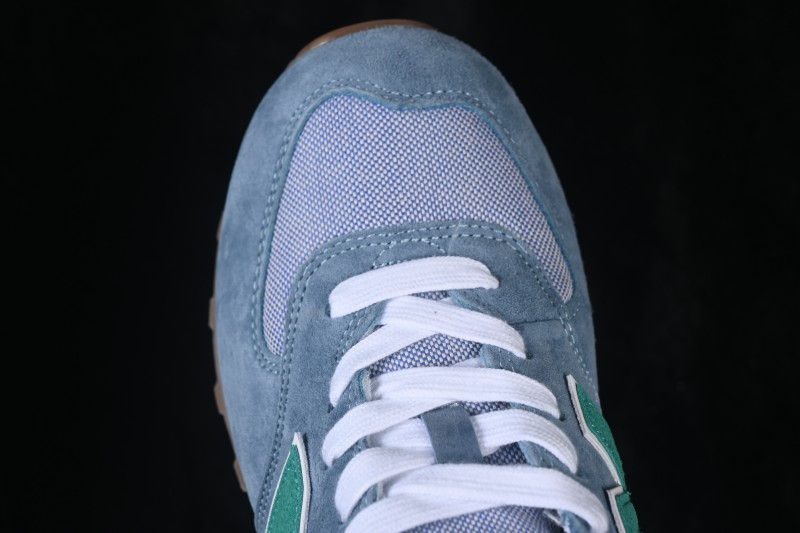 New Balance 574 Classic Retro Running Shoes with Suede and Mesh Upper - ML574PIA