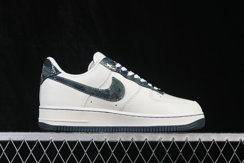 Nike Air Force 1 '07 Low Sneakers with Full-Length Air Cushion - XY9205-014