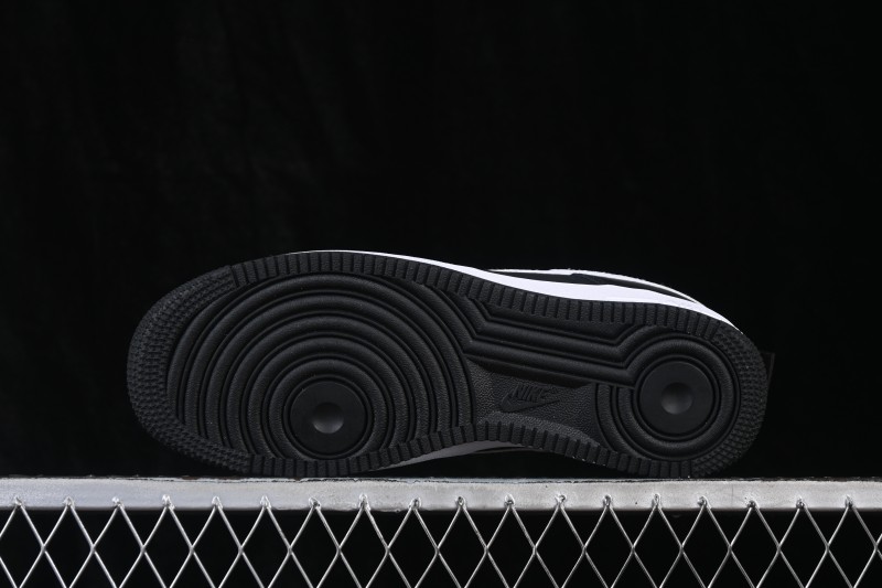 Nike Air Force 1 '07 Low Casual Skateboarding Shoes with Full-Length Air Cushion - IR5599-001