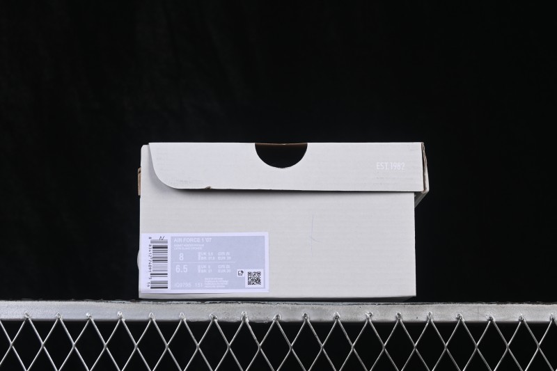 Nike Air Force 1 '07 Low Casual Skateboarding Shoes with Classic Cushioning - IQ9795-151