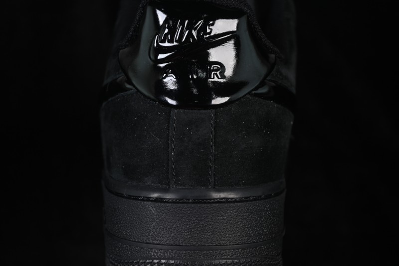 Nike Air Force 1 '07 Low Casual Skateboarding Shoes with Classic Leather Upper - HV4406-101