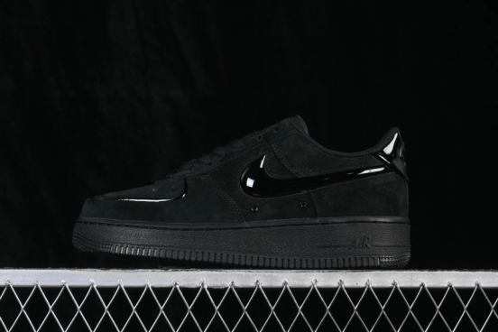 Nike Air Force 1 '07 Low Casual Skateboarding Shoes with Classic Leather Upper - HV4406-101