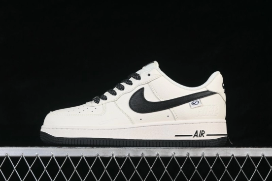 Nike Air Force 1 '07 Low Sneakers with Embossed Design and Premium Leather - SM6668-120