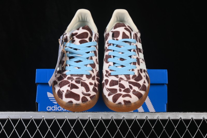 Adidas Handball Spezial Retro Casual Skate Shoes with Suede Upper and Gum Sole - KI6677