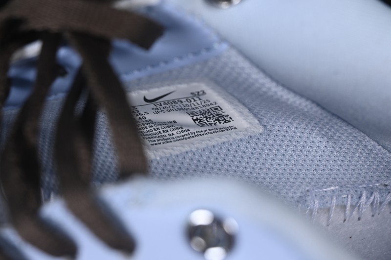 Nike Air Force 1 '07 Low Basketball Shoes with Classic Leather Upper and Air-Sole Unit - IV4089-011
