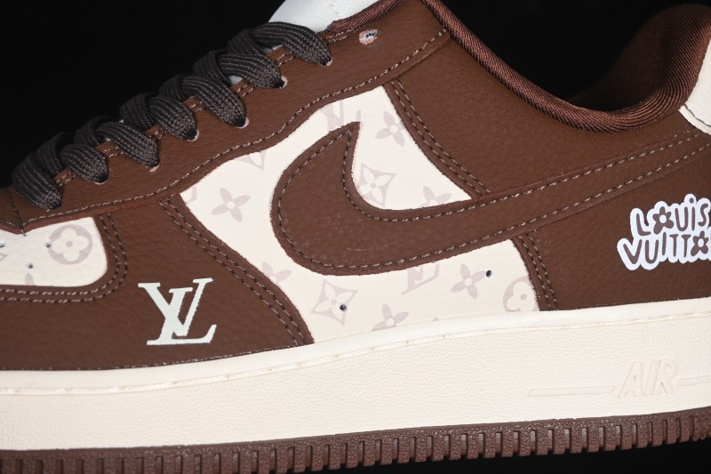 Nike Air Force 1 '07 Low Basketball Shoes with Brown Cheese Print Design - DF0188-127