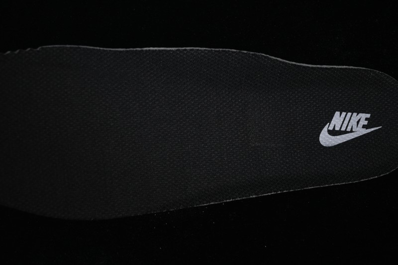 Nike Air Force 1 '07 Low Basketball Shoes with Classic Leather Upper and Air-Sole Cushioning - SS1979-013