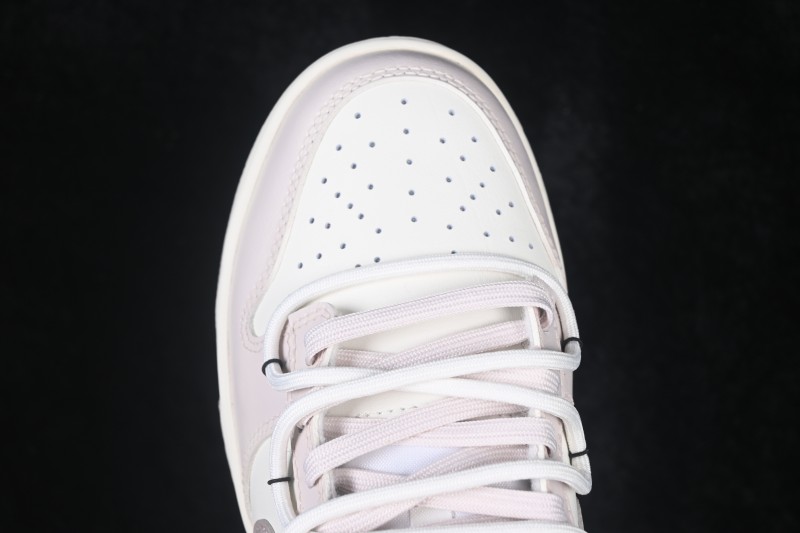 Nike SB Dunk Low Retro Skateboarding Shoes with Strap Detail - HF5441-007