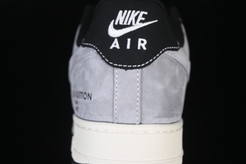 Nike Air Force 1 '07 Low Basketball Shoes with Classic Black White Grey Colorway - KG6699-F28
