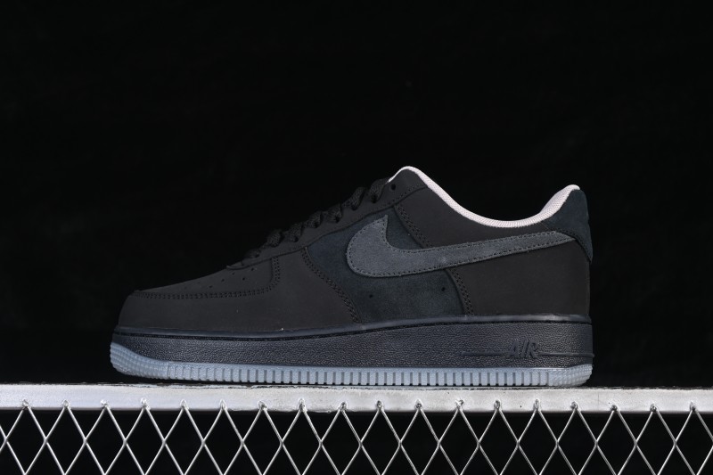 Nike Air Force 1 '07 Low Casual Sneakers with Matte All-Black Finish and Full-Length Air Cushion - IQ9791-001