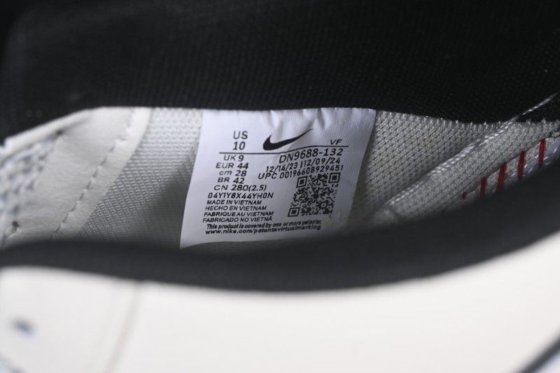 Nike Air Force 1 '07 Low Classic Basketball Shoes with Full-Length Air Cushion - DN9688-132