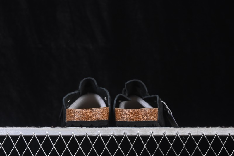 Birkenstock Classic Sandals Series with Sheepskin Lining and Soft Cushioning - 0560771