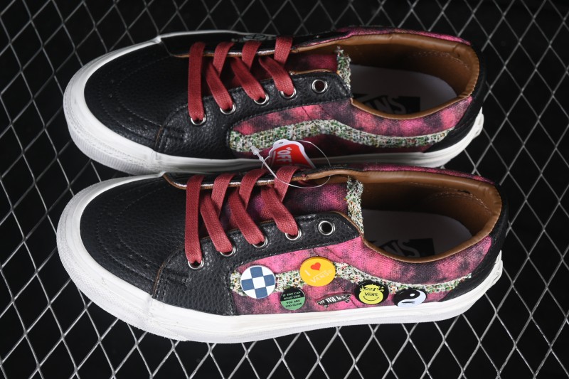 Vans Sk8-Low Casual Skateboarding Shoes with Detachable Badge Embellishments - VN0A4UUK6BT