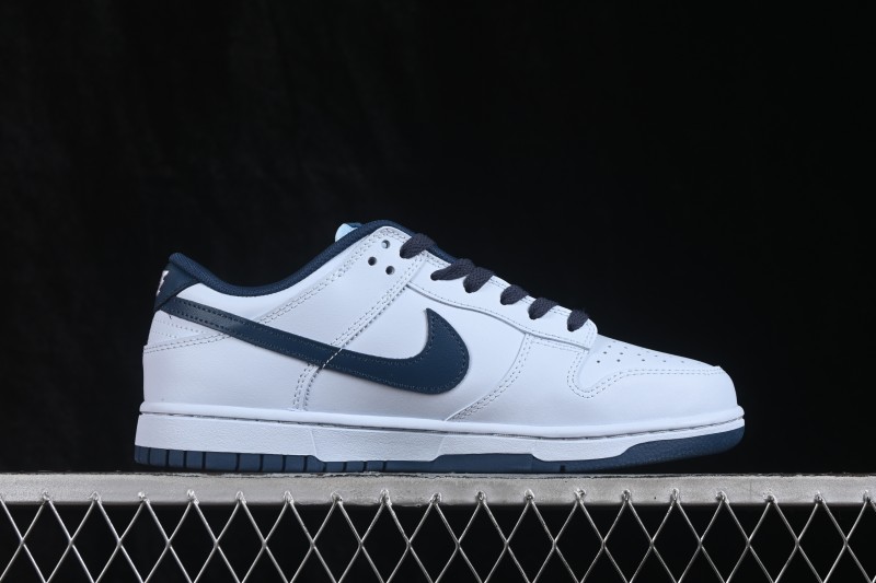Nike SB Dunk Low Skateboarding Shoes with Sea Salt Suede Design - HF5441-404