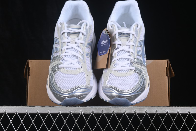 Asics Gel Kayano 30 Running Shoes with FF Blast Plus Cushioning - 1203A537-115