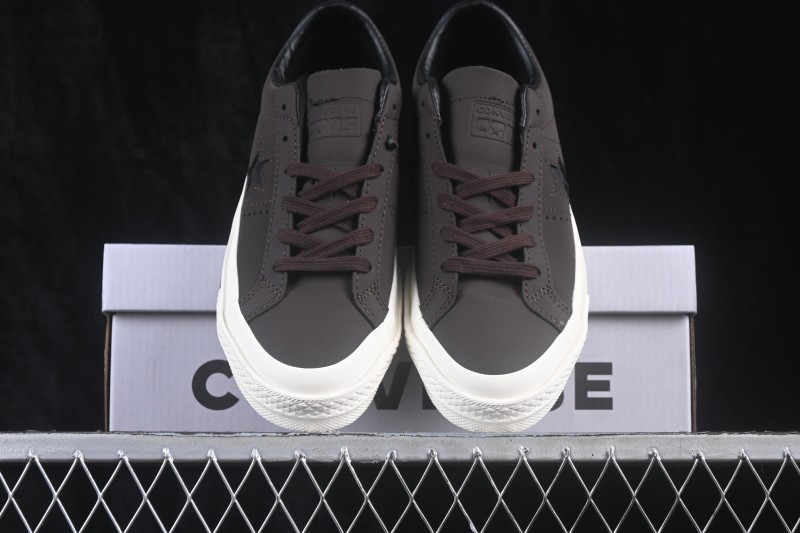 Converse One Star Pro Retro Skateboarding Shoes with Classic Star Logo - A02941C