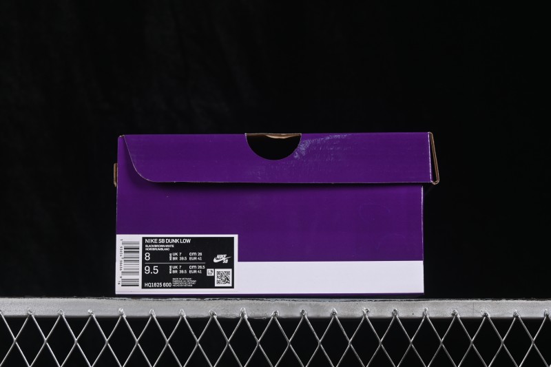 Nike SB Dunk Low Skateboarding Shoes with Cushioned Collar - HQ1625-600
