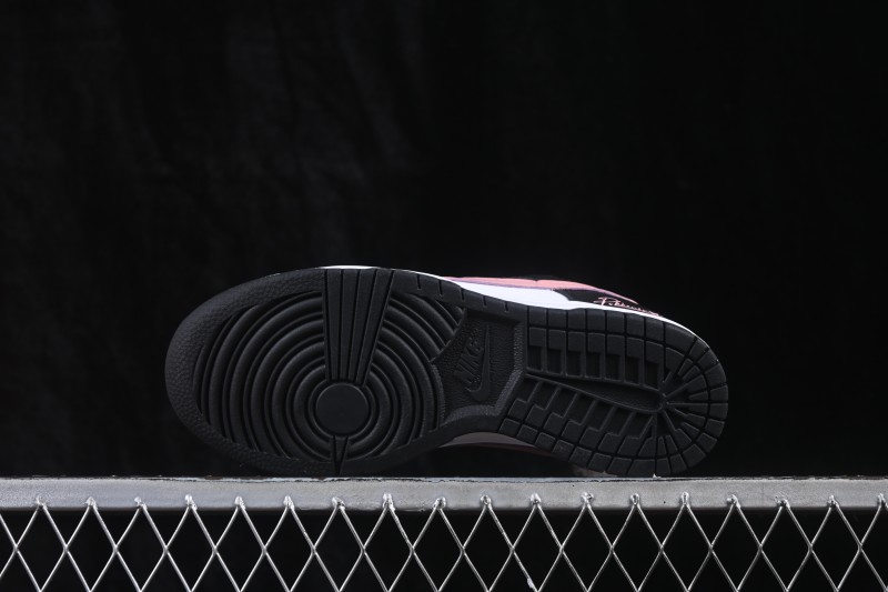 Nike SB Dunk Low Black Pink Skateboarding Shoes - DD1391-100