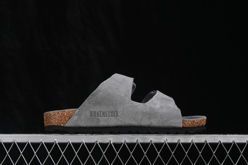 Birkenstock Classic Sandals with Soft Leather and Wool Lining - 1009527