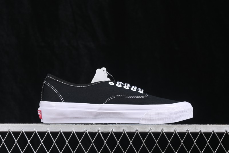 Vans Authentic 44 Low-Top Casual Skateboarding Shoes with Vulcanized Sole - VN0A4BV91WX