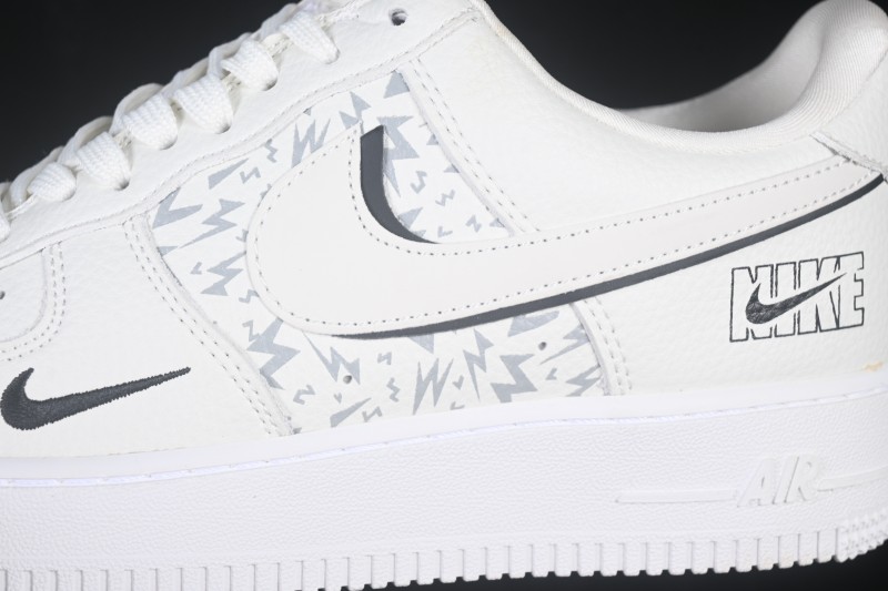 Nike Air Force 1 '07 Low Collaboration Skateboarding Shoes with Full-Length Air Cushion - WY0655-119
