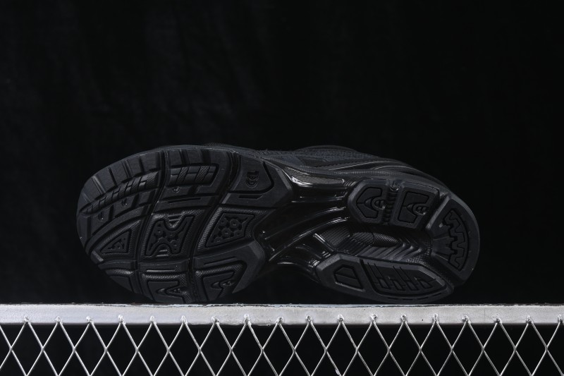 Thom Browne x Asics Gel-Kayano 14 Running Shoes with Recycled Knit Upper and FF BLAST PLUS Cushioning - 1203B110-001