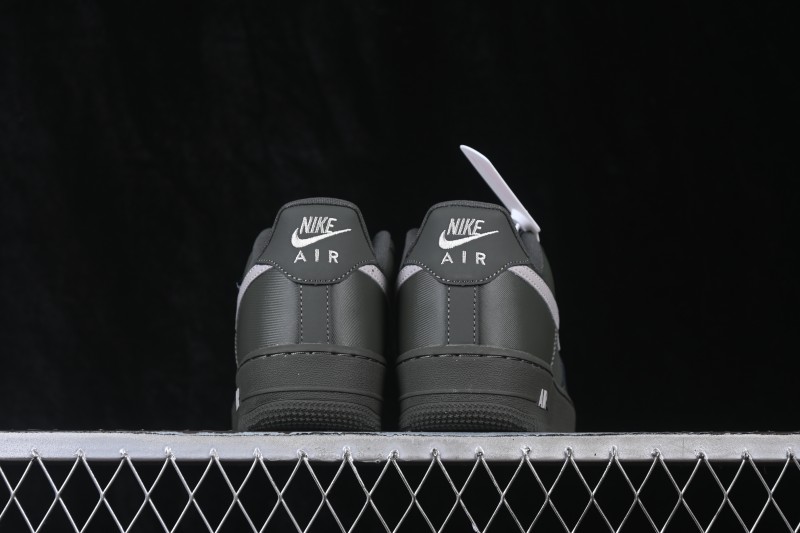 Nike Air Force 1 '07 Low Low-Top Casual Sneakers with Full-Length Air Cushion - IV5732-001