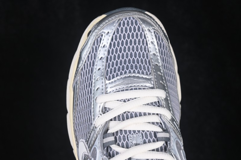 Nike Air Max Moto 2K Retro Running Shoes with Air Cushion - IQ7592-077