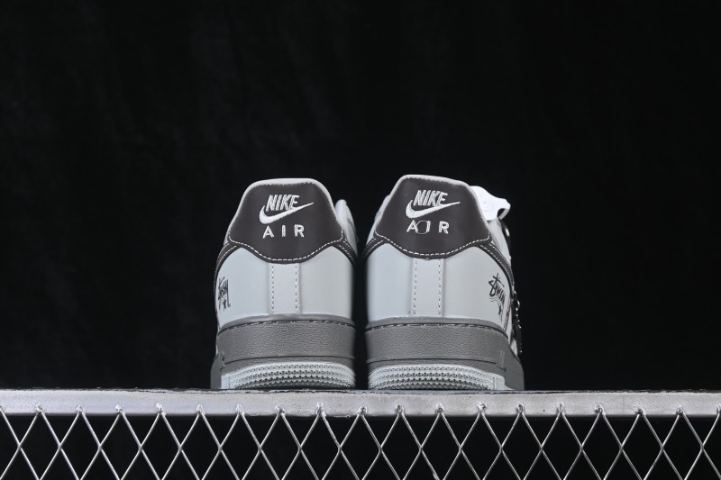 Nike Air Force 1 '07 Low Low-Top Casual Sneakers - RJ1988-007